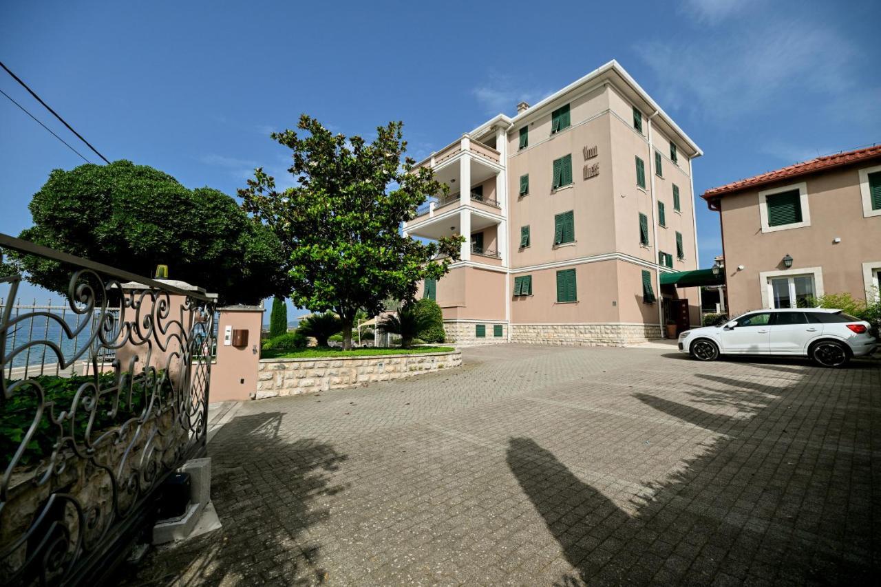 Villa Hresc M Zadar Exterior photo